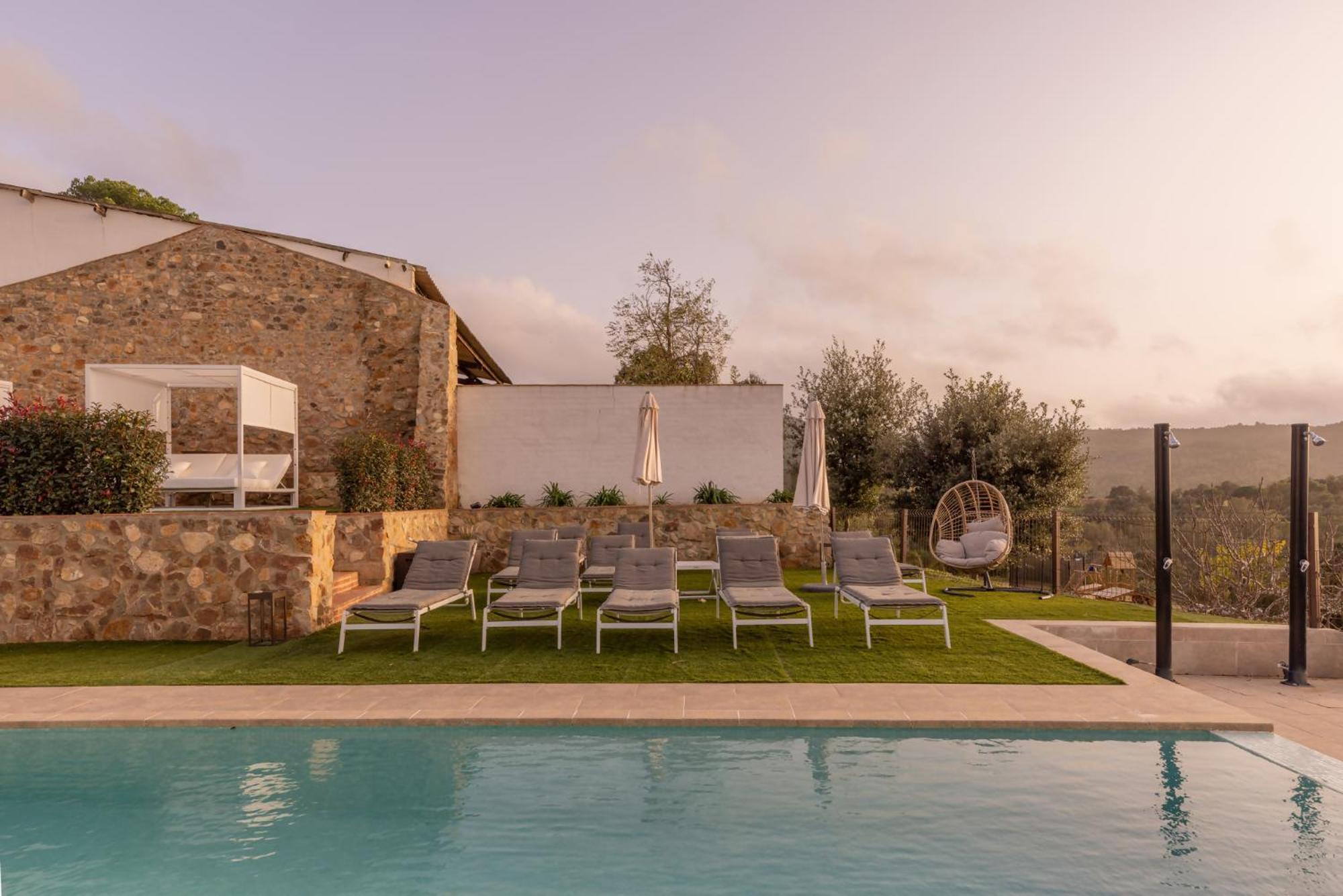 Can Bufi Espectacular Casa Con Piscina Interior Llagostera Exterior foto
