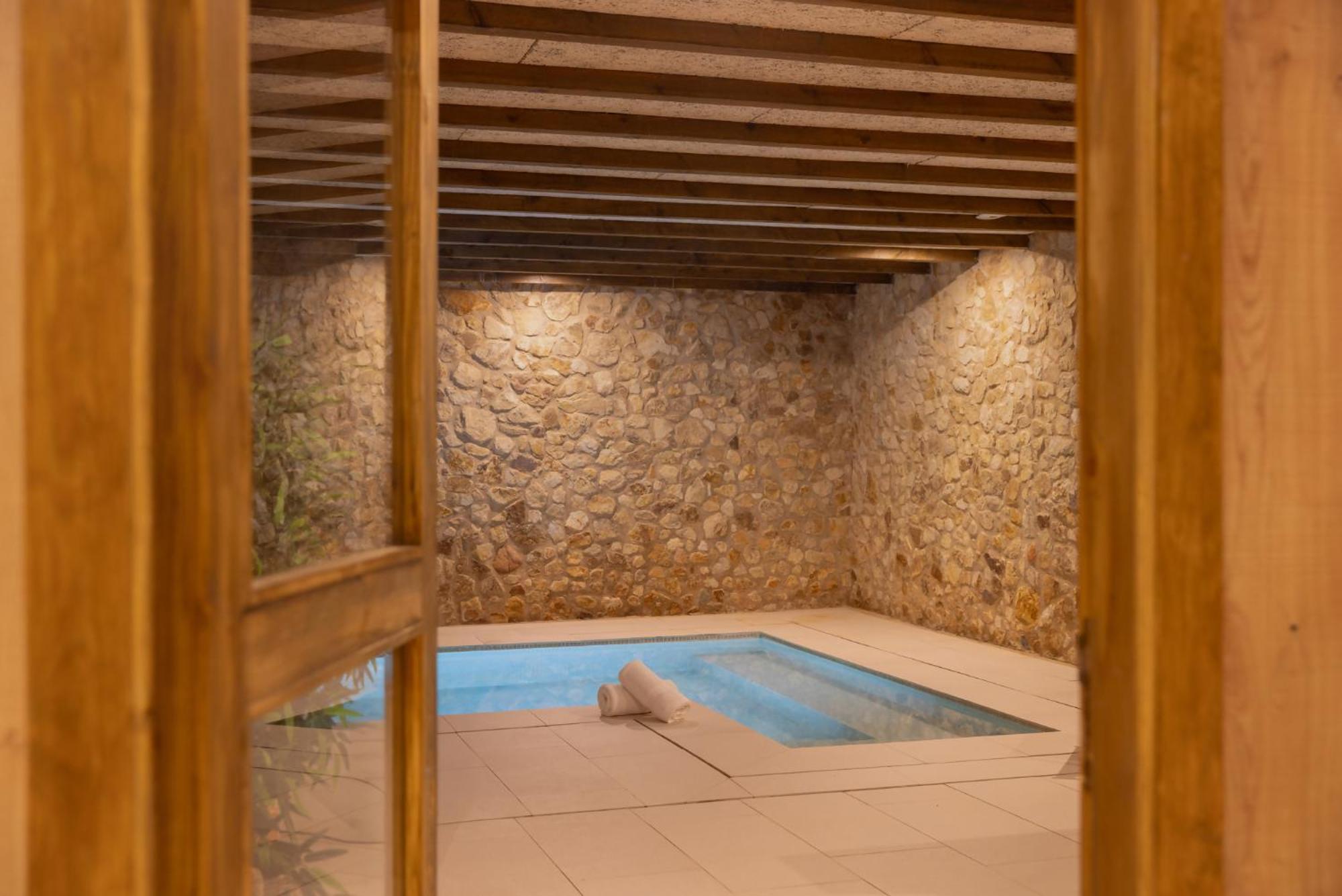 Can Bufi Espectacular Casa Con Piscina Interior Llagostera Exterior foto